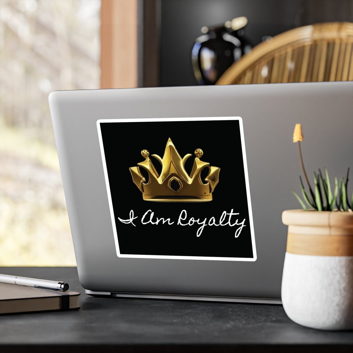 Royal Crown Vinyl Decal - I Am Royalty (Black) - DarzyStore