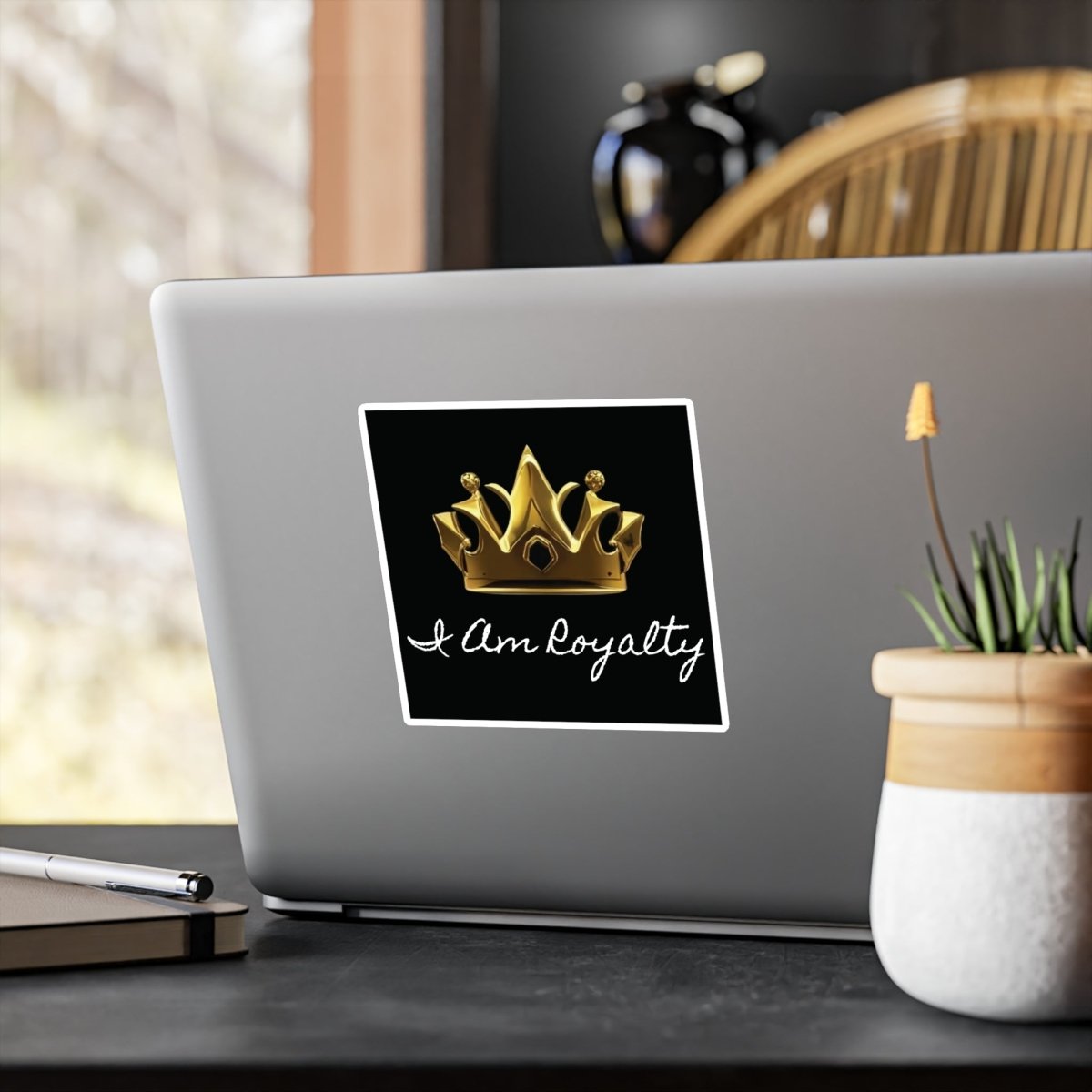 Royal Crown Vinyl Decal - I Am Royalty (Black) - DarzyStore