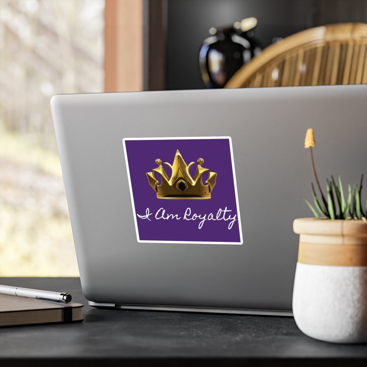 Royal Crown Vinyl Decal - I Am Royalty (Purple) - DarzyStore