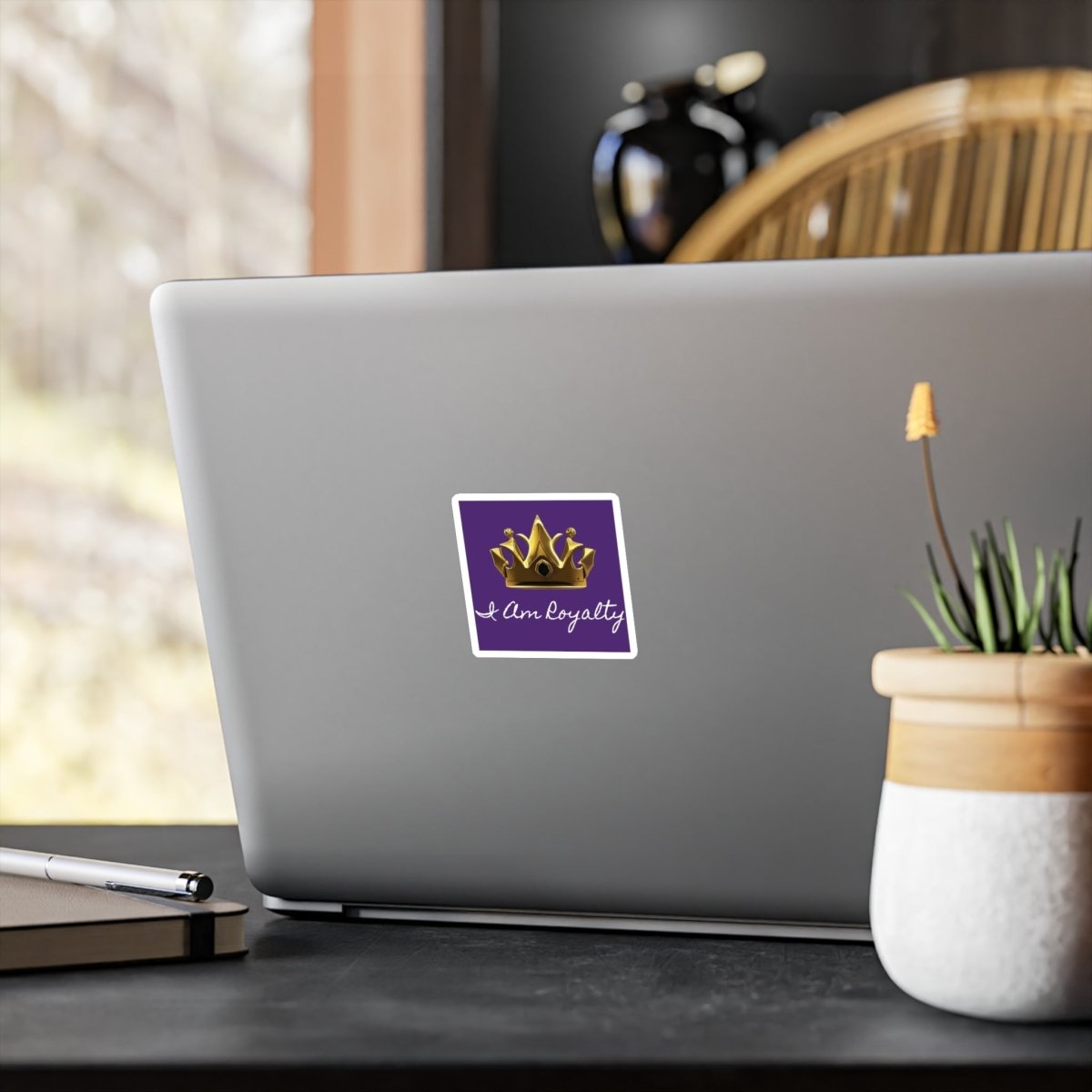 Royal Crown Vinyl Decal - I Am Royalty (Purple) - DarzyStore