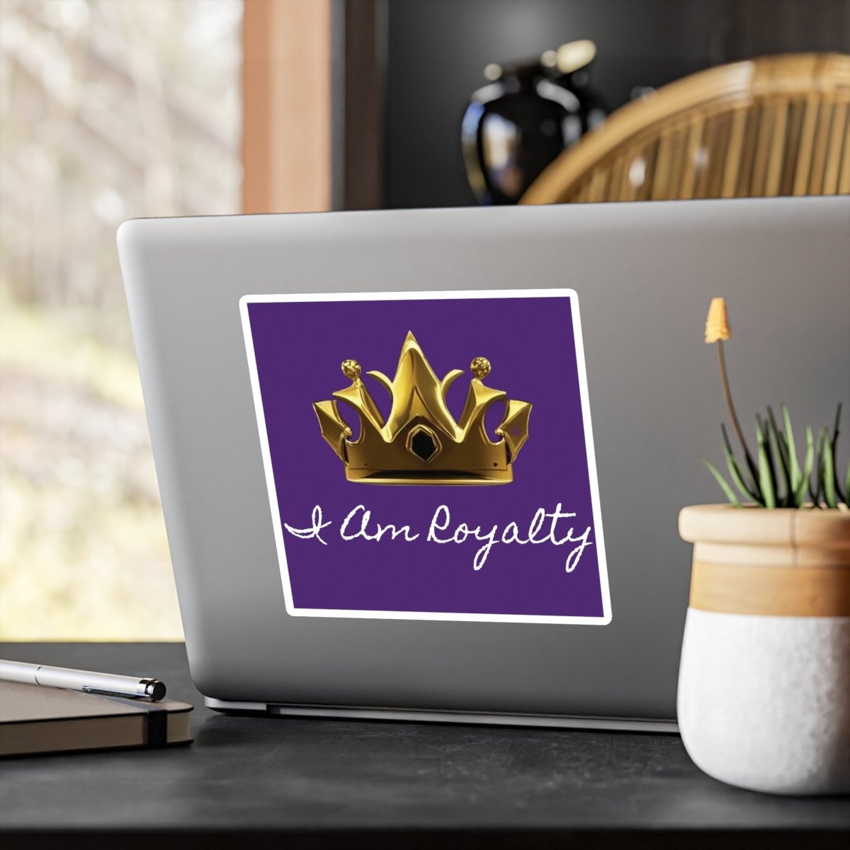 Royal Crown Vinyl Decal - I Am Royalty (Purple) - DarzyStore